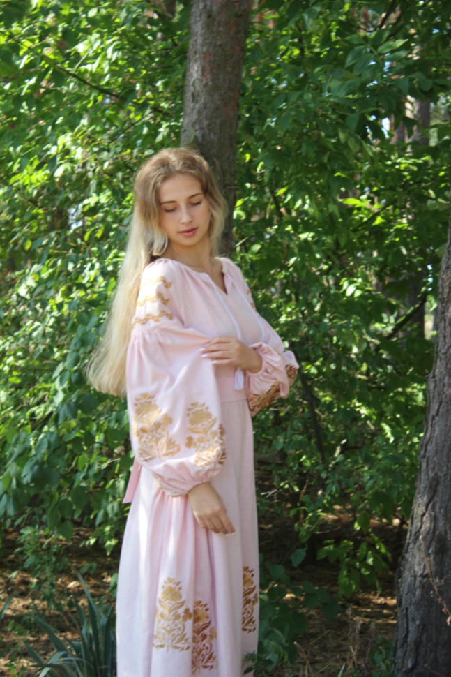 Вишита сукня "Пелюстка"