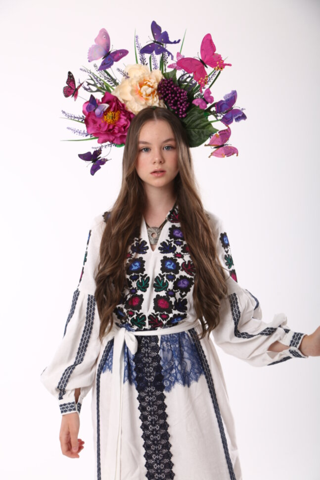 Вишита сукня "Вишукана"