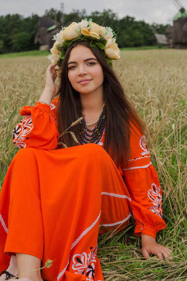 Вишита сукня "Конвалія"