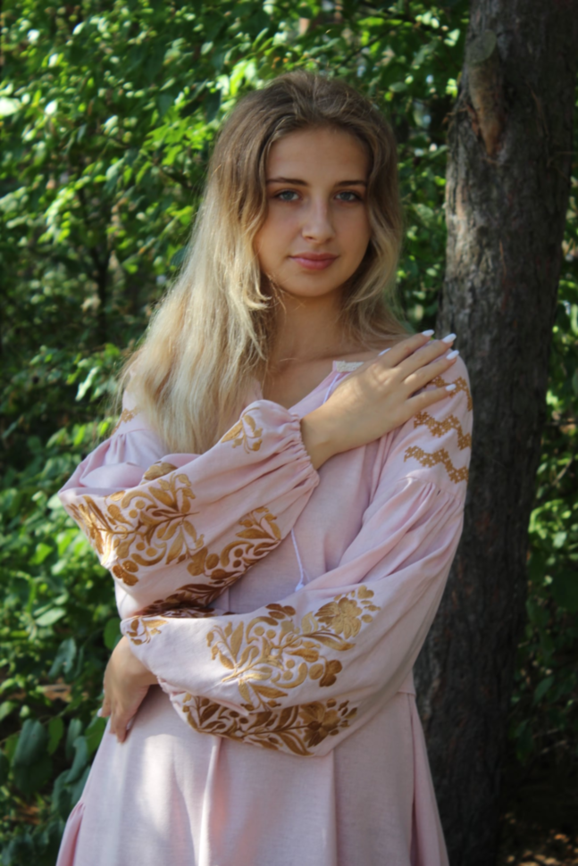 Вишита сукня "Пелюстка"