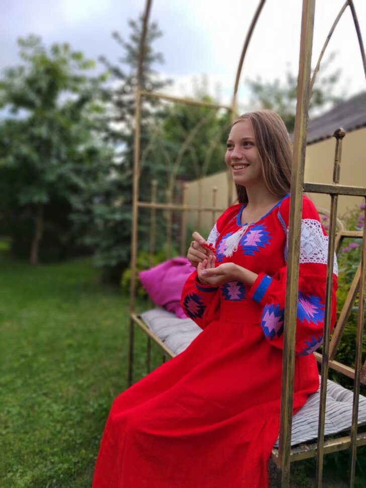 Вишита сукня "Вогонь"