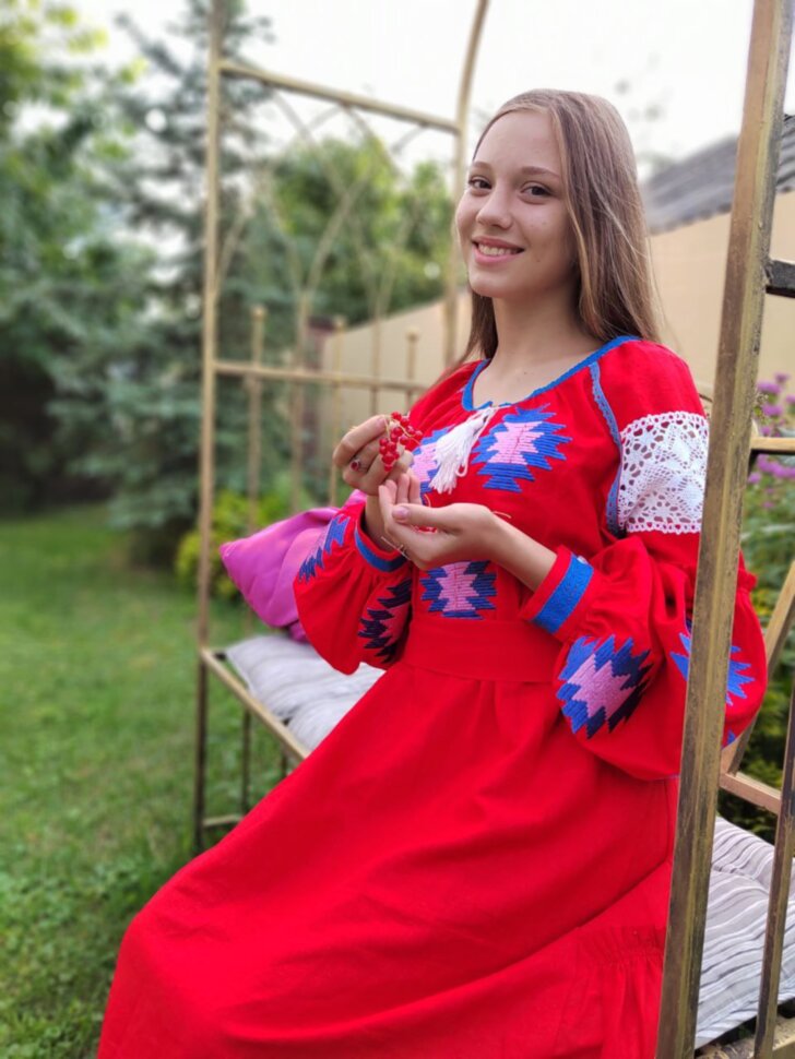 Вишита сукня "Вогонь"