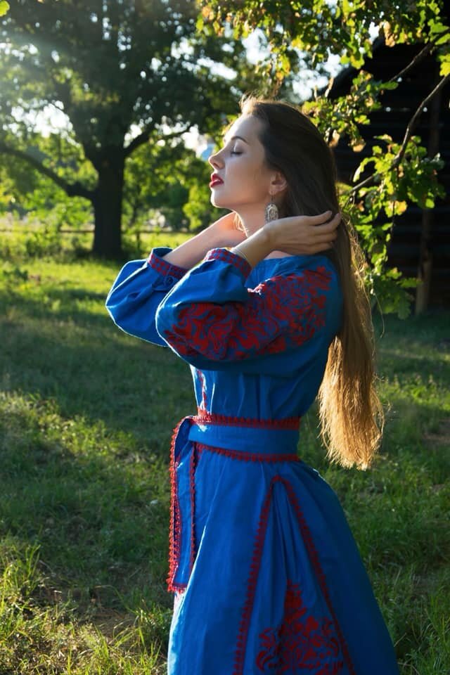 Вишита сукня "Матусина пісня"